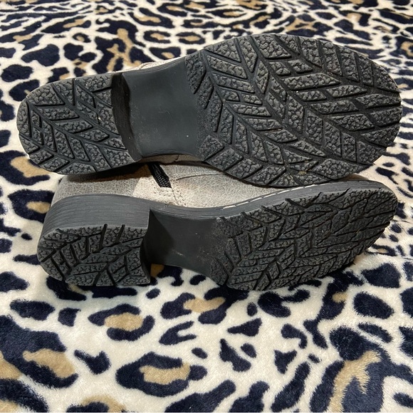 Boota - Picture 8 of 8